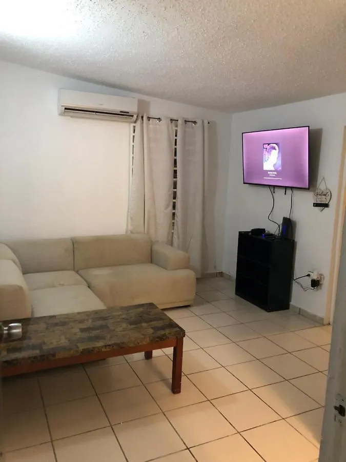 Lacasitadelmalecon Naguabo Holiday home